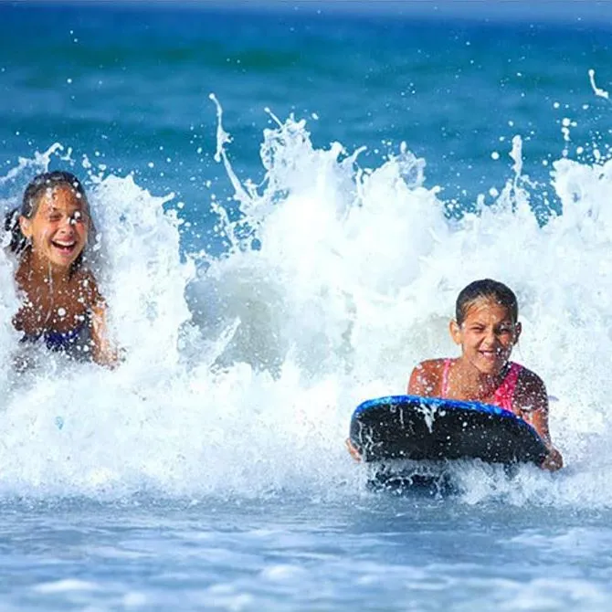 IZ RELEASE Inflatable Swimming Pool Floating Surfboard