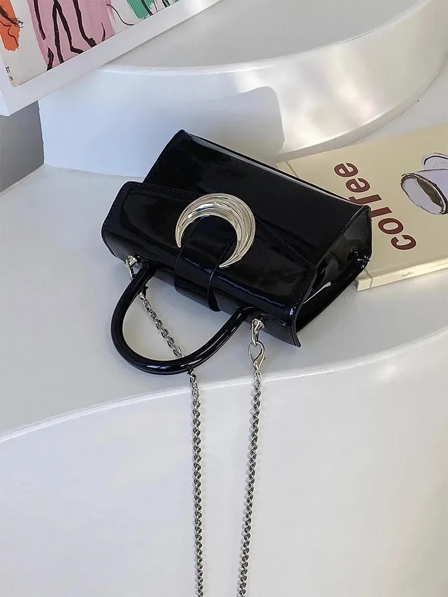 Luxury Design Chain Ladies Shoulder Bag Silver Color Female Small Messenger Bags Simple Patent Leather Ladies Clutch Handbags