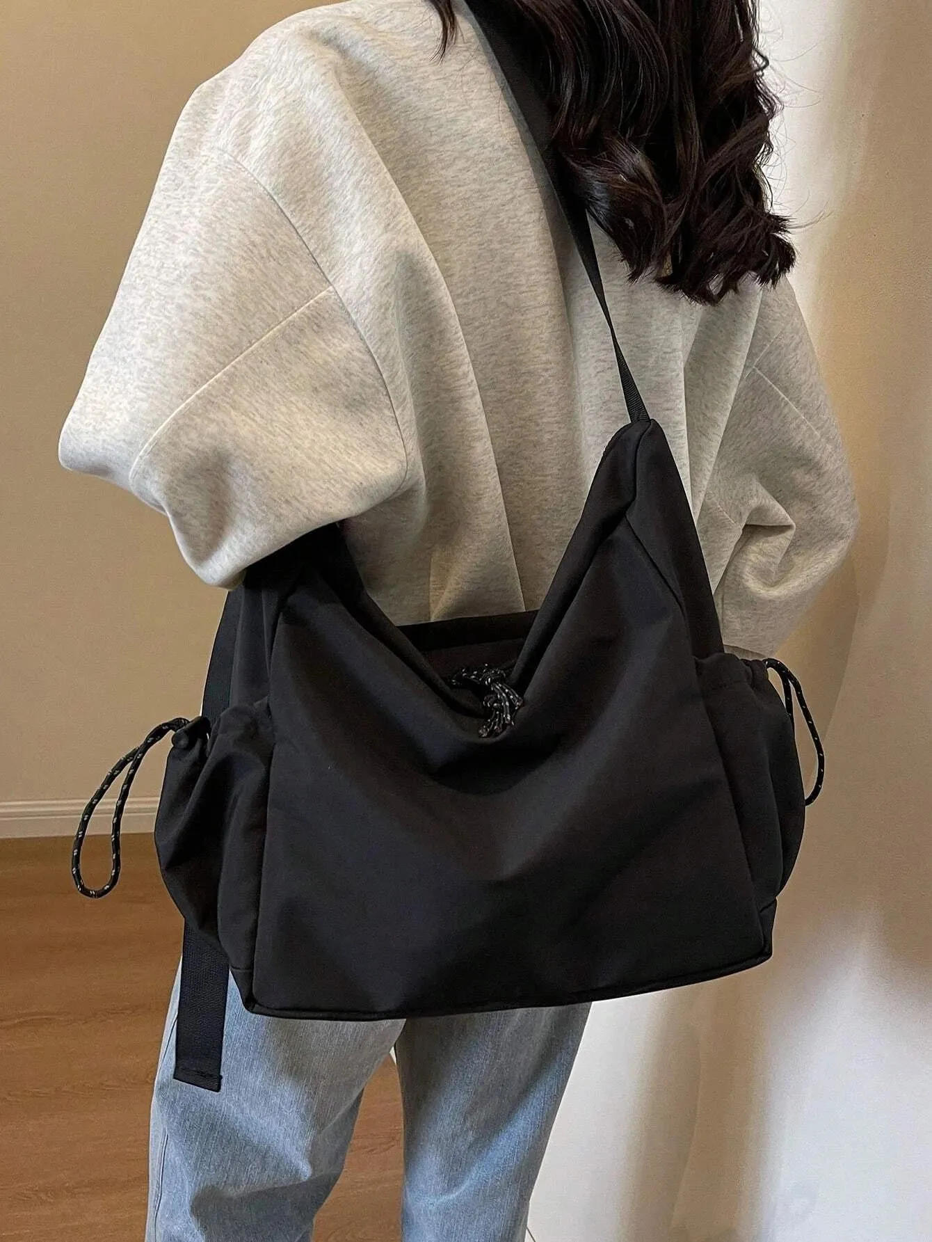Uakiss Casual Large Capacity Waterproof Nylon Shoulder Bag, Unisex Riding Crossbody Bag, Solid Color Simple College Style Messenger Bag