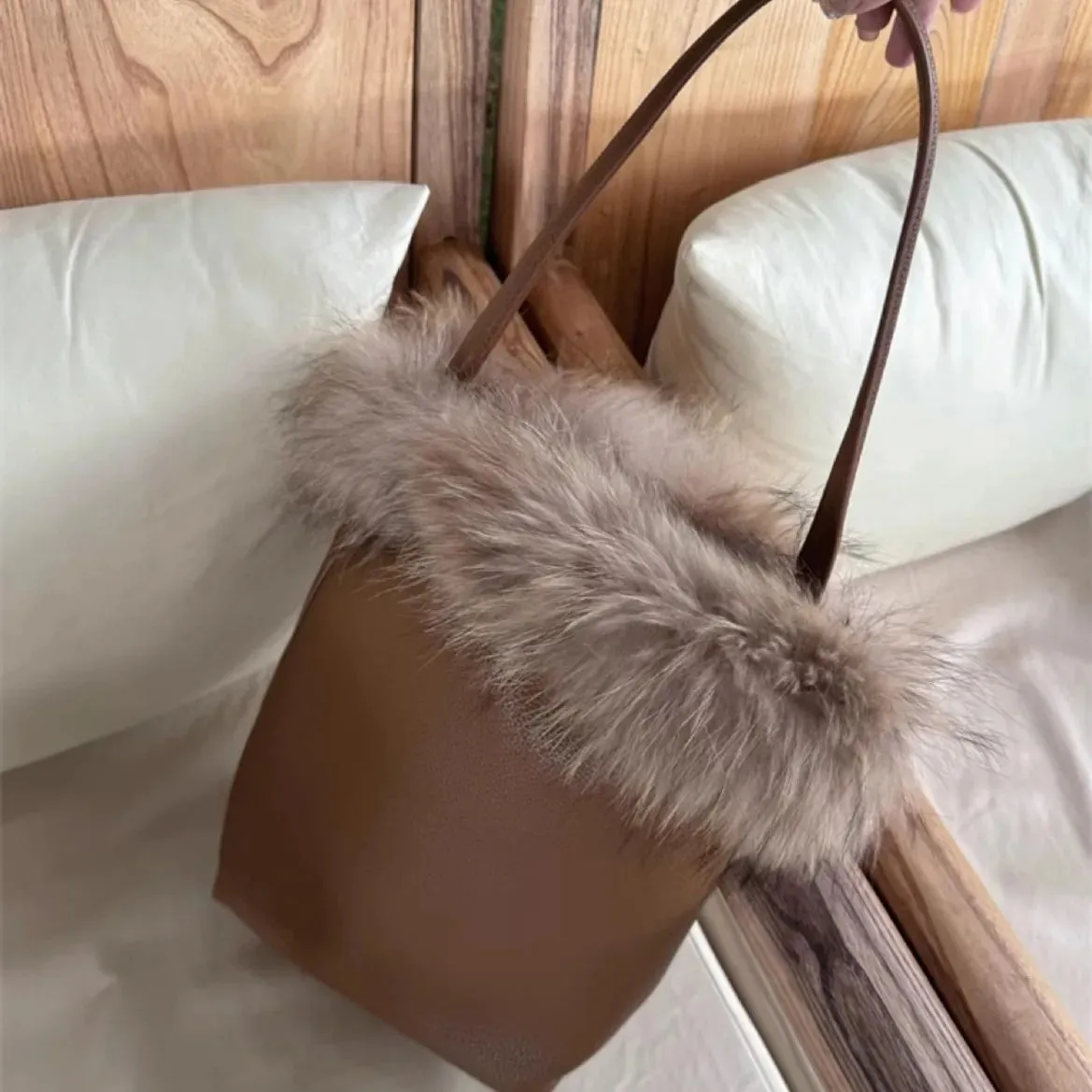 UAKISS  -  NEW fur Leather Bucket Bag for Women New Vintage messenger High Quality Simple Handbag Lady Shoulder Luxury bag female